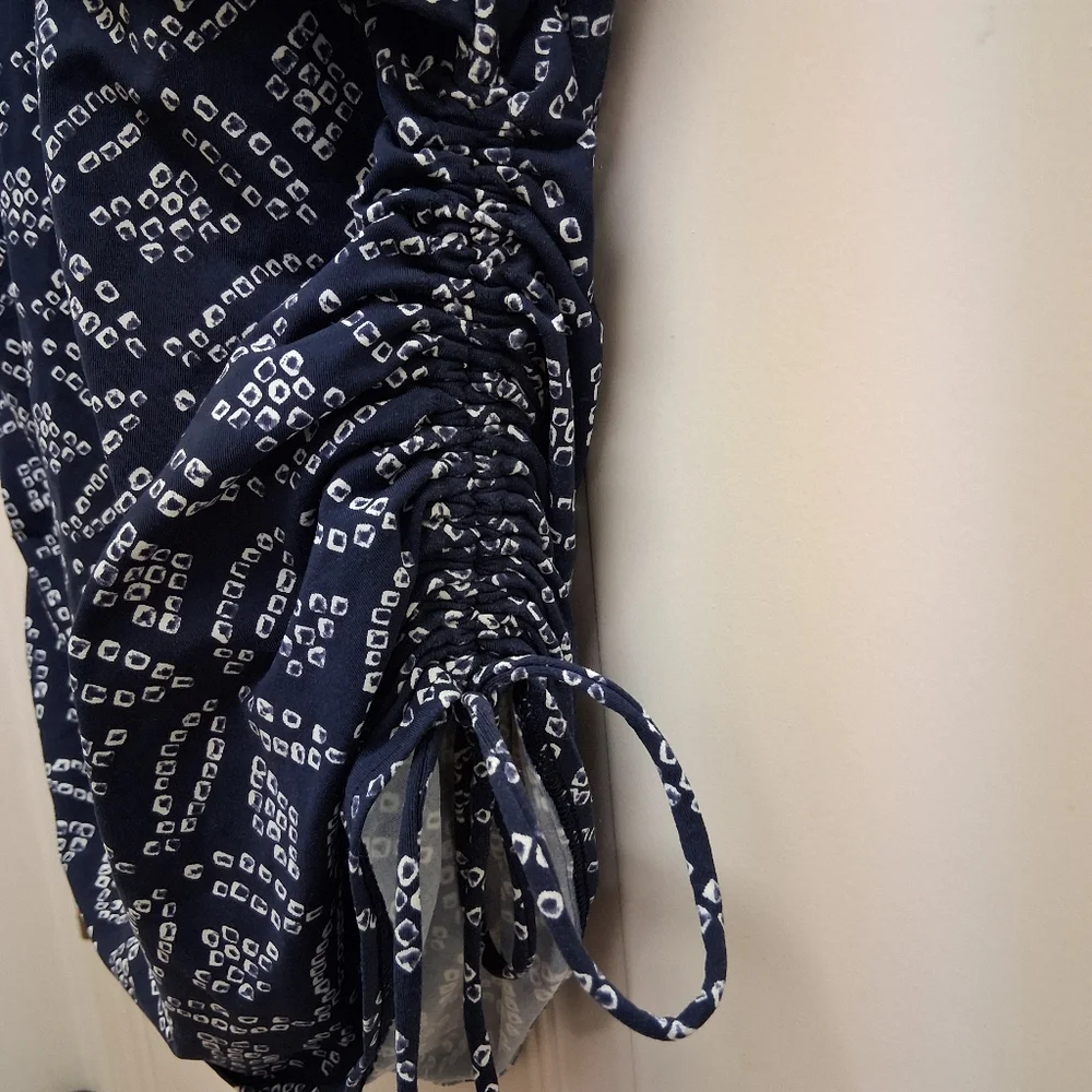 Lands End Twist Front Halter Tankini Top Size 10D Blue Slimming Ruched Padded